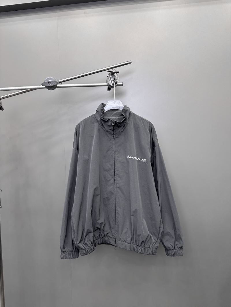 Unclassified Brand Outwear